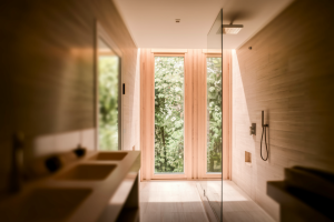 douche-verre-fenetre-lumineuse