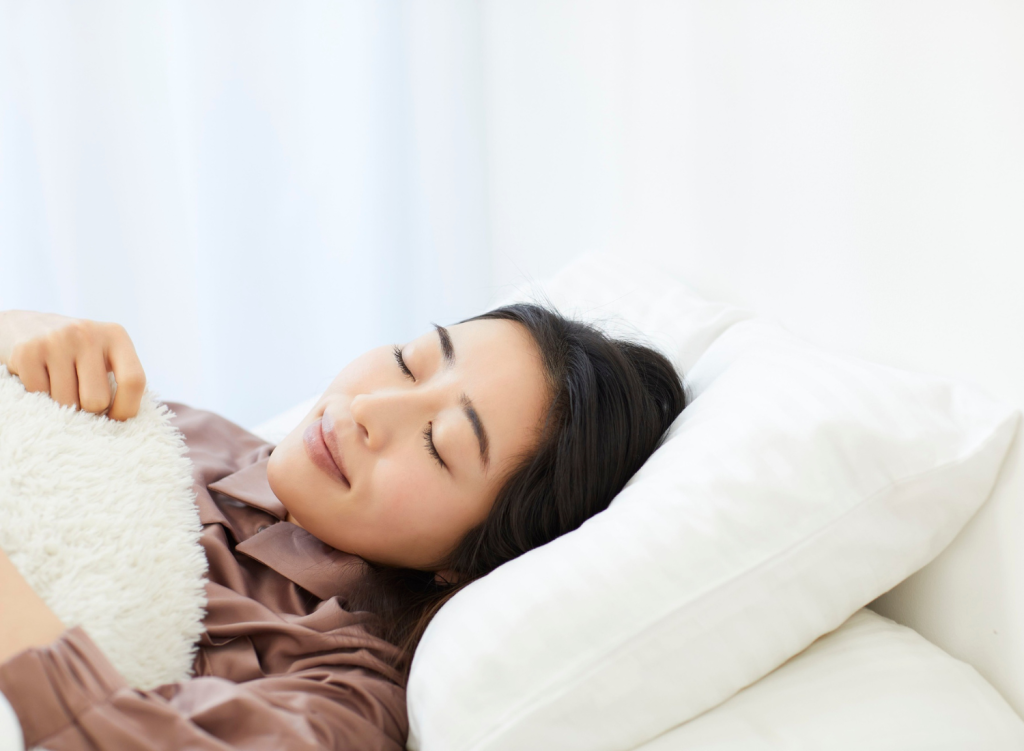 Oreiller ferme, moelleux ou ergonomique : comment choisir celui qui vous correspond ?